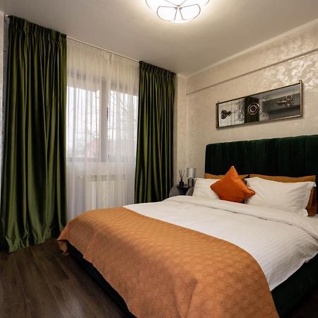 Central Apartament 3 Яссы Экстерьер фото