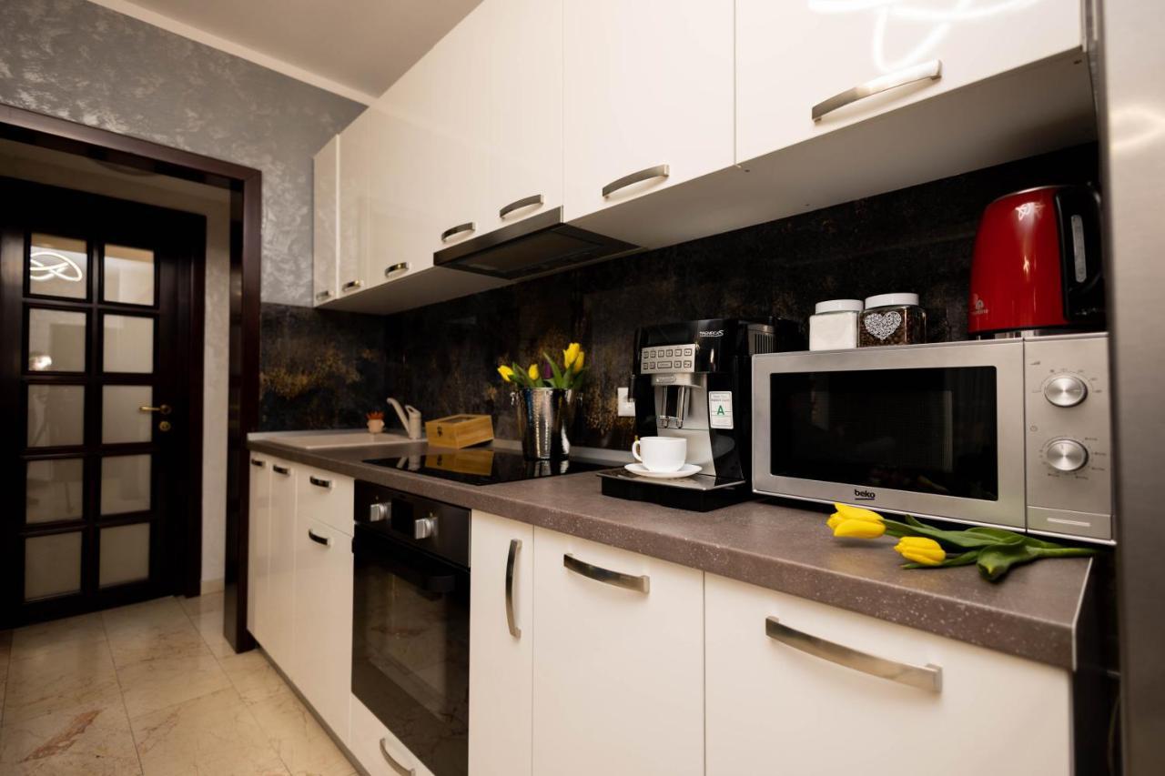 Central Apartament 3 Яссы Экстерьер фото