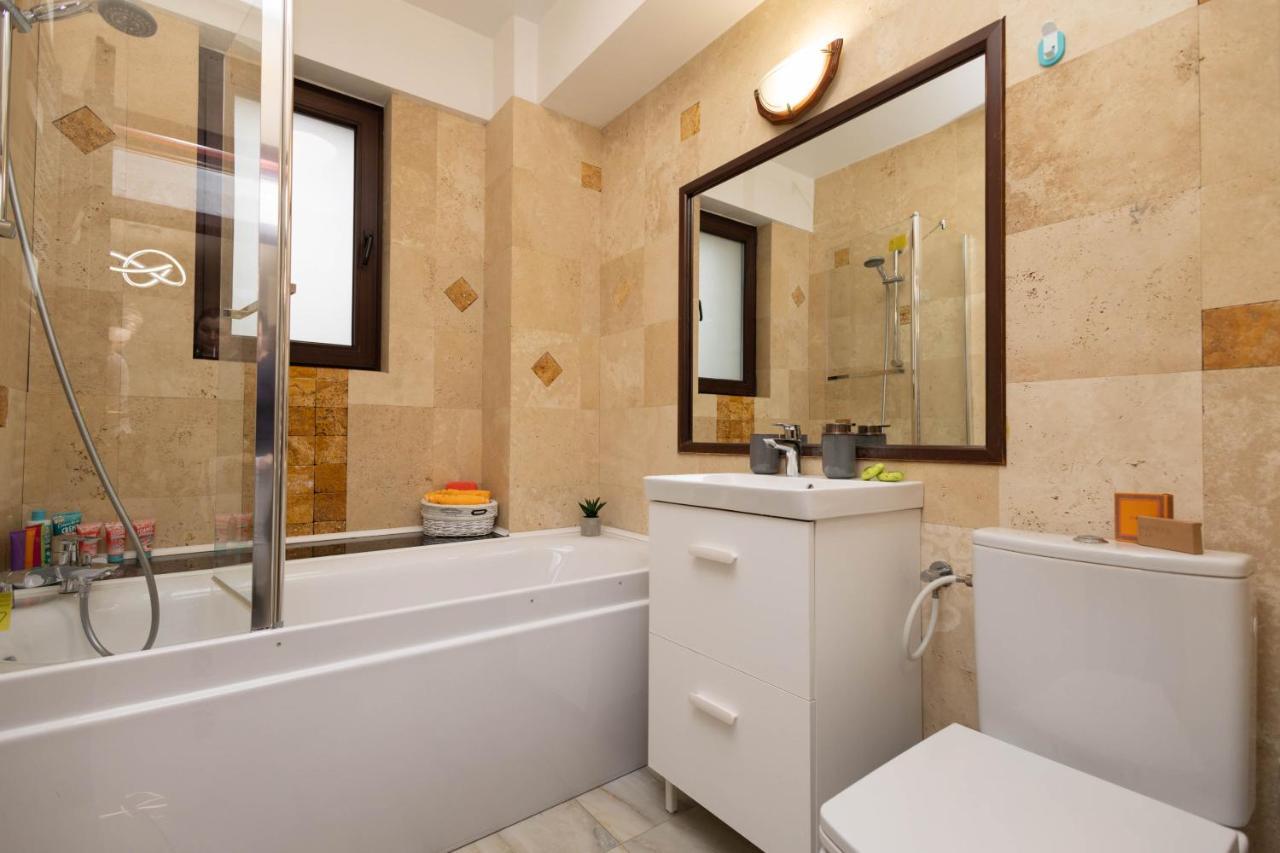 Central Apartament 3 Яссы Экстерьер фото